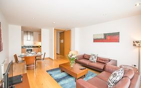 Ifsc Townhouse Apartments